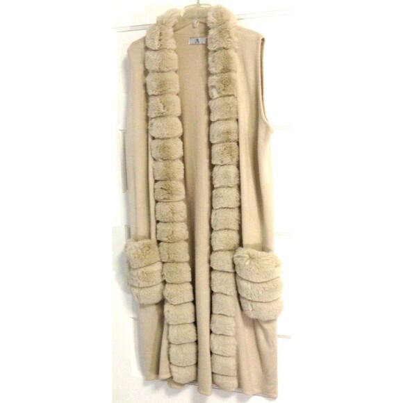 Penny Lane Cardigan Sweater M Beige Faux Fur Pockets Retro Mob Wives Old Money - Picture 2 of 10